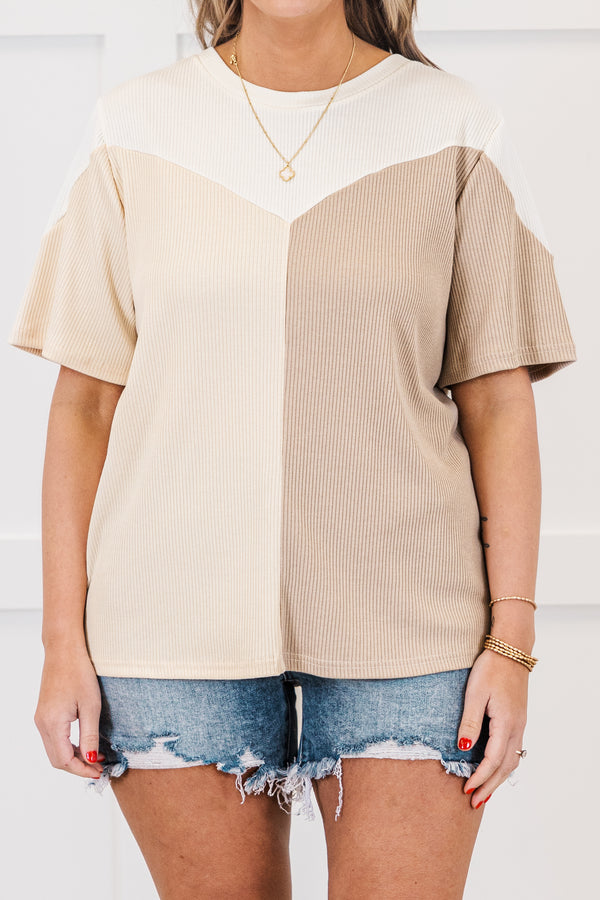 Chic soul plus size clothing, brown colorblock short sleeve top, with a ribbed texture. Colorblock consist of beige, brown and off-white  
