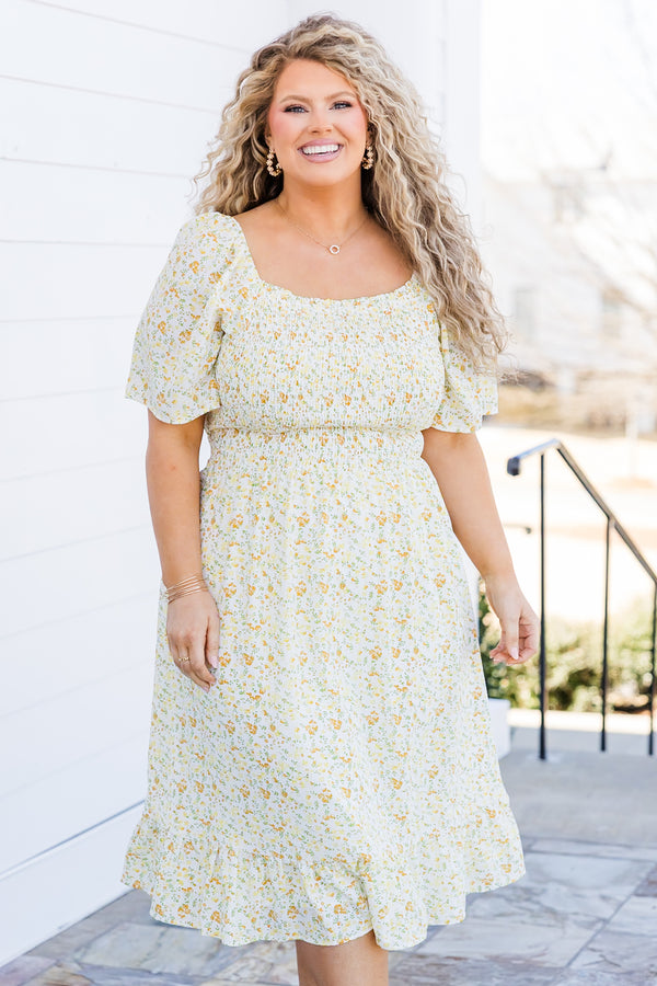 Chic Soul plus size clothing, yellow floral print midi dress with smocked top and short sleeves