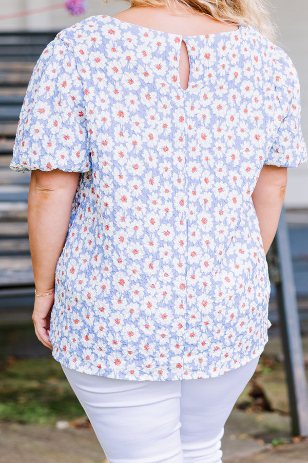 Chic Soul plus size clothing, puffed short-sleeve lavender top with high scoop-neckline and white daisy floral pattern