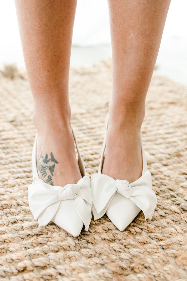 Chic Soul plus size clothing, white kitten heel with bow detail near the toes