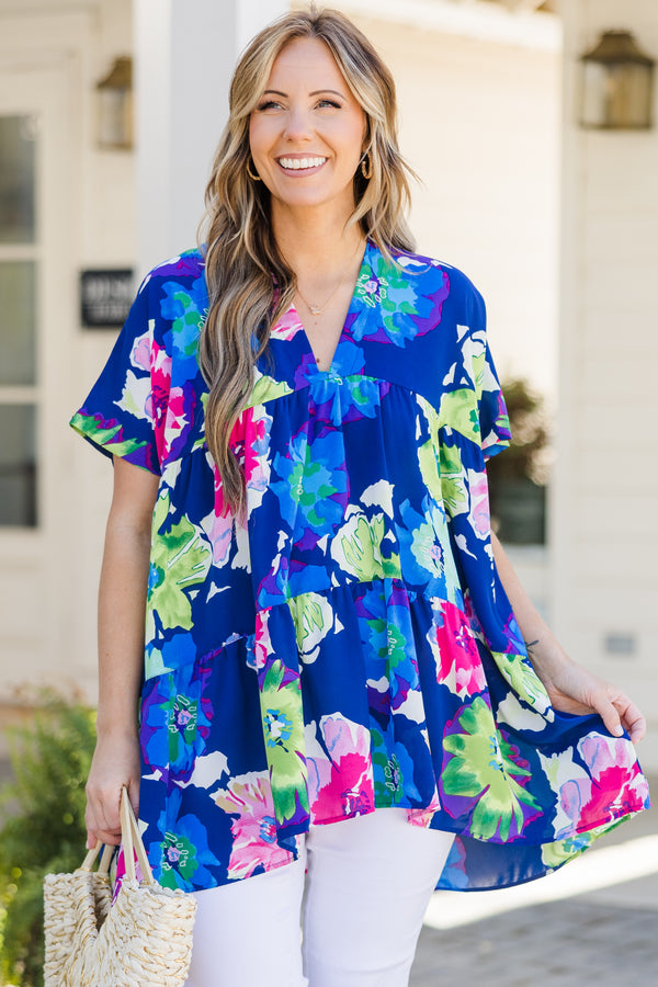 Chic Soul plus size clothing, blue short sleeve tiered flowy top with multi floral pattern with v neckline