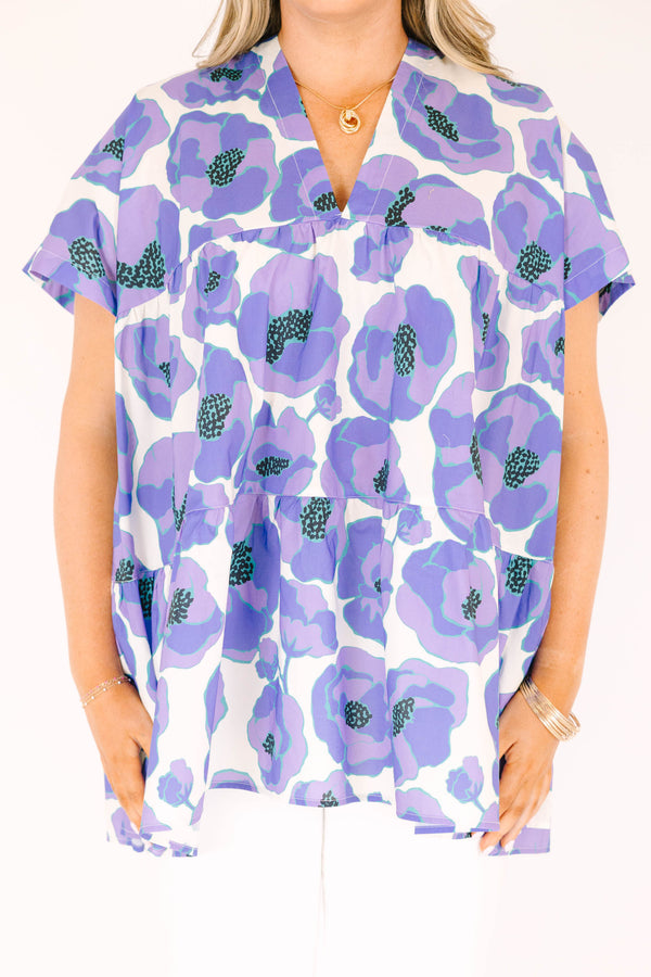 Chic Soul plus size clothing, purple short sleeve large floral print tiered top with v neckline 