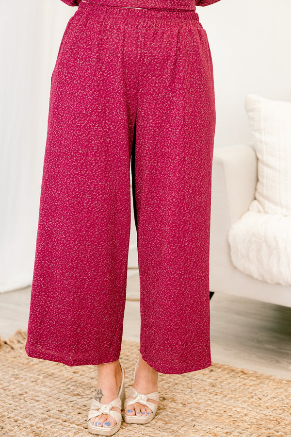 Chic Soul plus size clothing, magenta wide leg cropped shimmer pants with side pockets and stretchy waistband with small leopard pattern