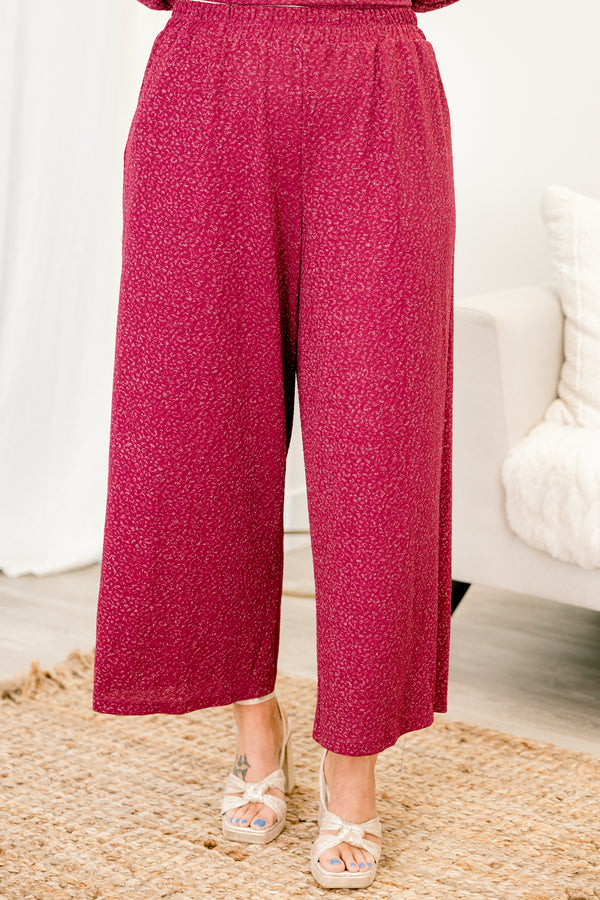 Chic Soul plus size clothing, magenta wide leg cropped shimmer pants with side pockets and stretchy waistband with small leopard pattern