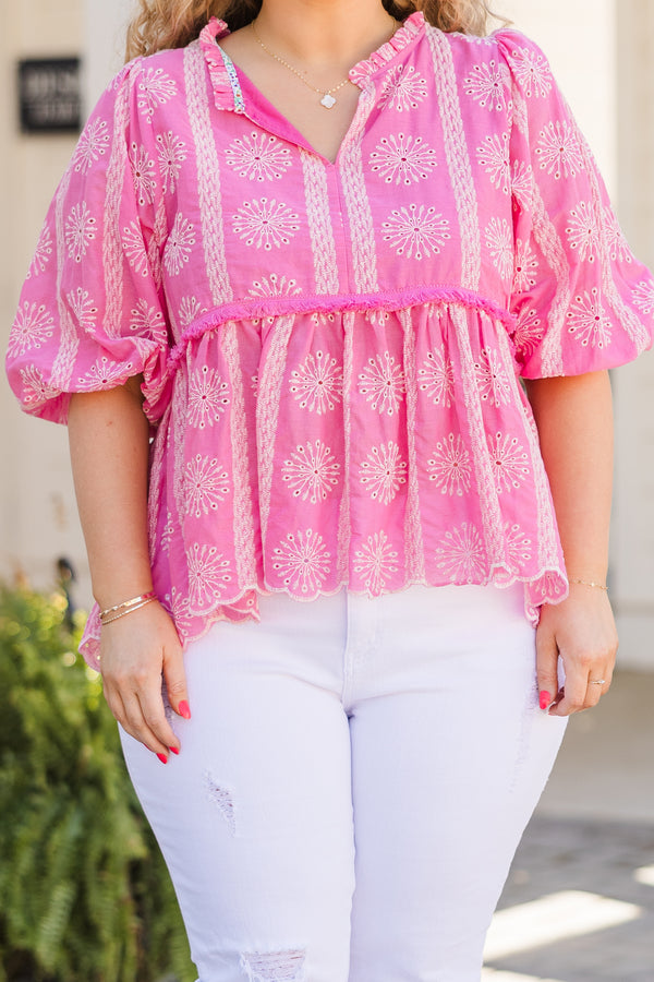 Chic Soul plus size clothing, short sleeve pink baby doll top with white floral pattern and v-neckline