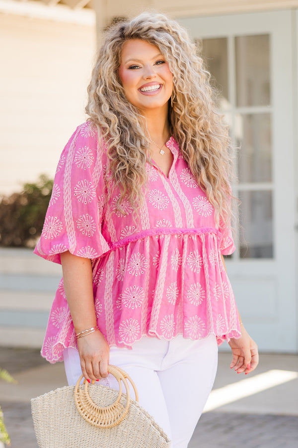 Chic Soul plus size clothing, short sleeve pink baby doll top with white floral pattern and v-neckline