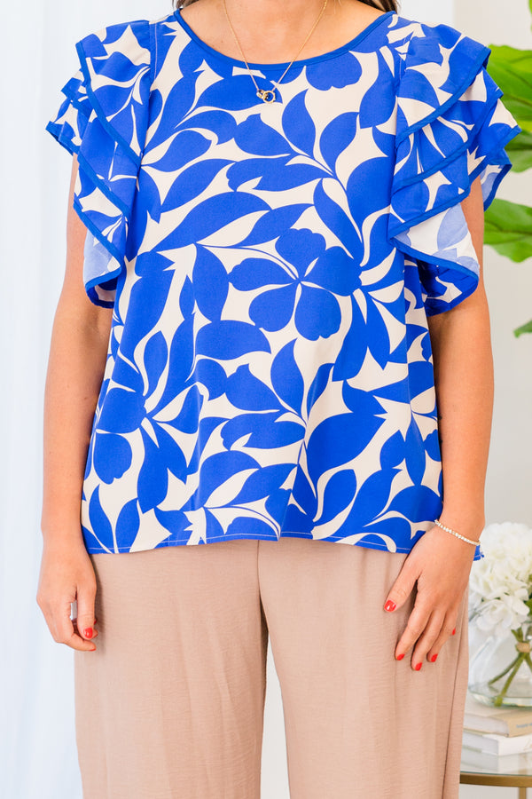 Chic Soul plus size clothing, blue floral short sleeve top with tiered ruffle short sleeves