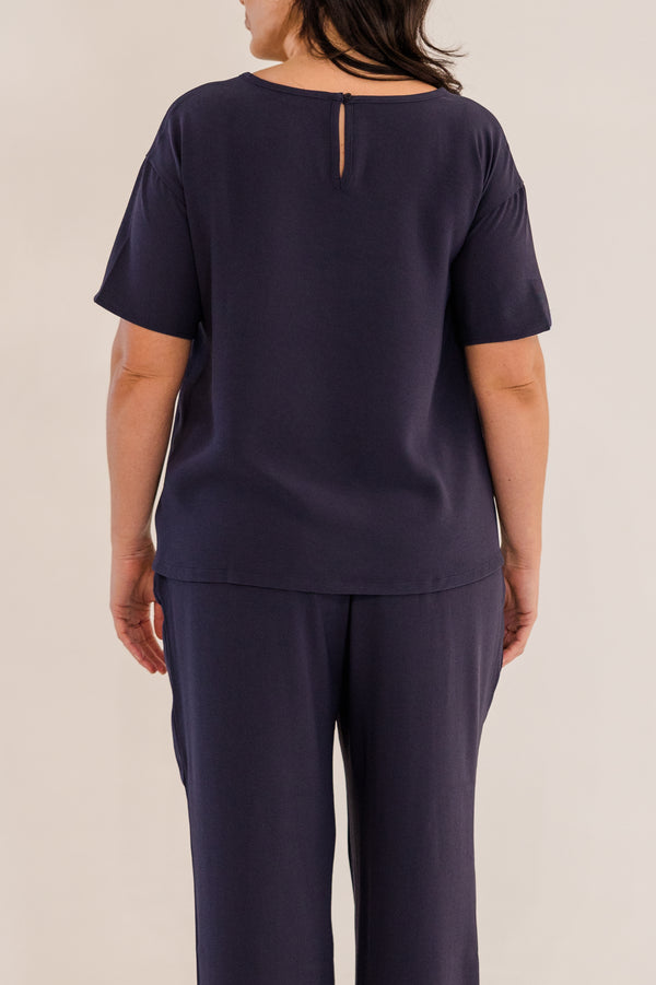 Chic Soul plus size clothing, ink navy short sleeve front tie top with cinched detail on bottom with tie detail