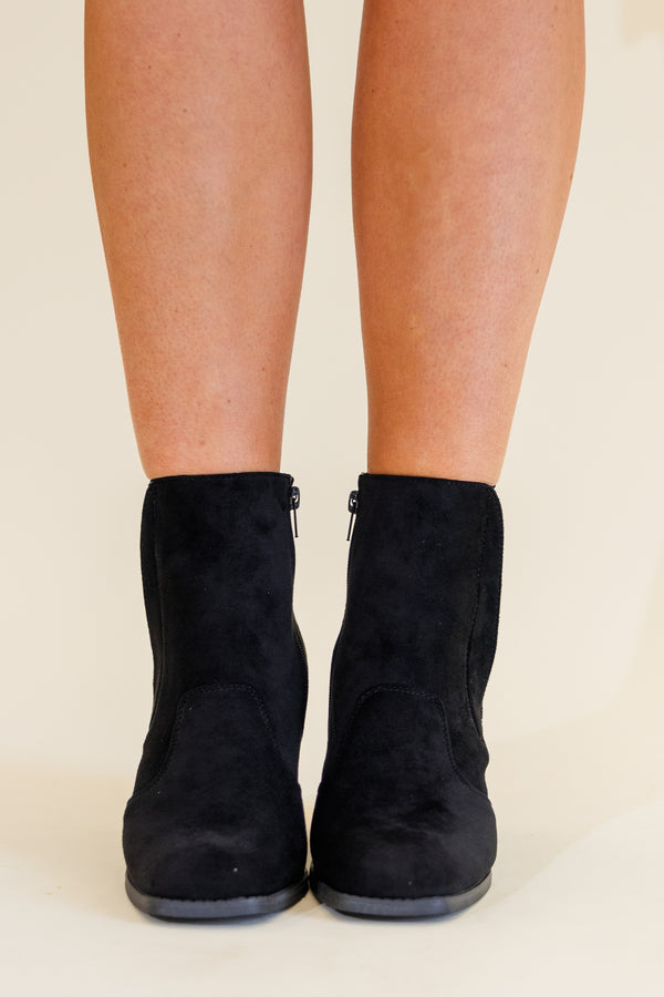 Chic Soul plus size clothing, black chelsea boot heels with black heel and black stitching 