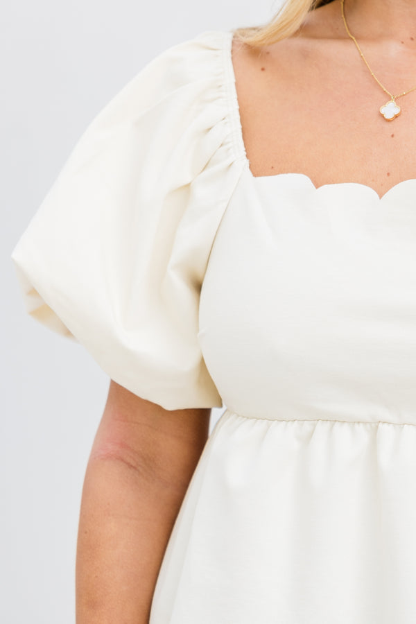 Chic Soul plus size clothing, cream short sleeve babydoll peplum top with square neckline with scalloped detail with puff sleeves