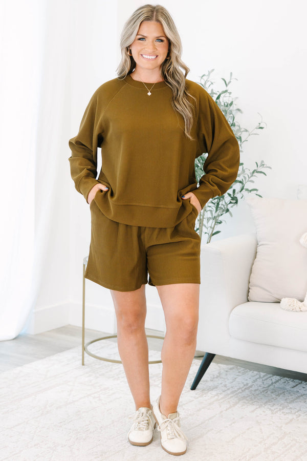 Plus size clothing, olive ribbed set with long sleeves and matching shorts