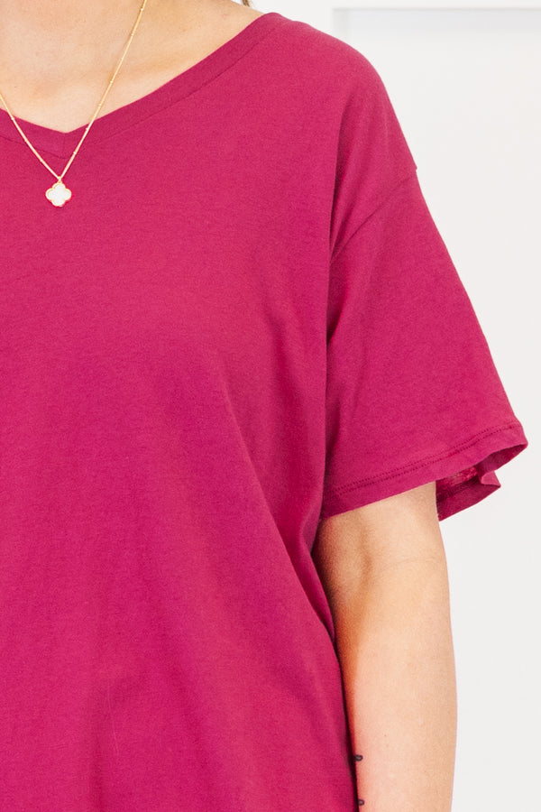 Chic Soul plus size clothing, magenta plain short sleeve flowy top with v neckline