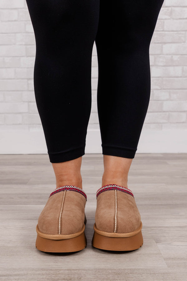 Chic Soul Plus size clothing, camel color  platform slippers with faux fur interior, red patterned band.