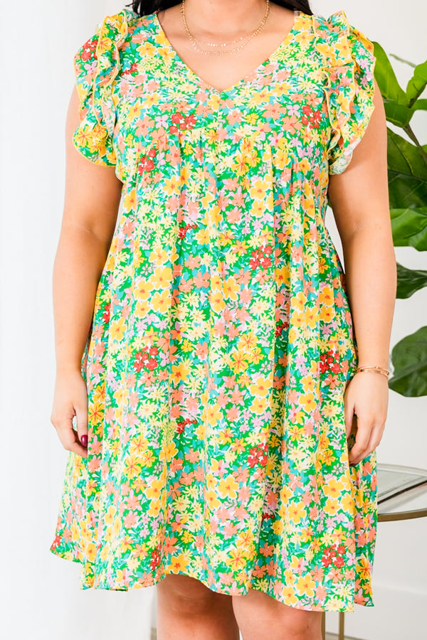 Chic Soul plus size clothing, green-yellow floral print mini dress with flutter sleeves