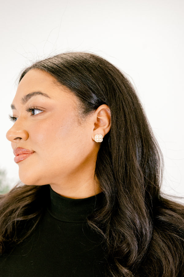 Chic Soul plus size clothing, pearl stud earring
