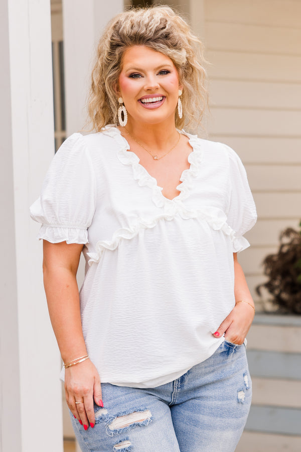 Chic Soul plus size clothing, short sleeve ivory stop with v neckline and puff sleeves with ruffle detailing