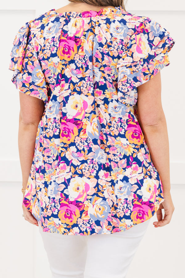 Chic Soul plus size clothing, navy-pink multi short sleeve flowy top with v cutout along neckline with ruffle detail along sleeves with large floral print
