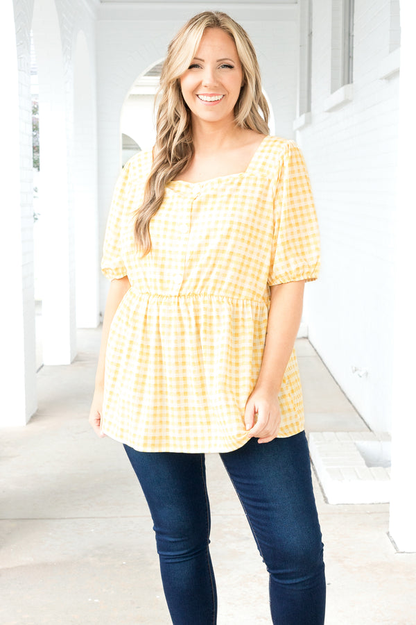 Chic Soul plus size clothing, yellow plaid pattern babydoll style top with bubble sleeves