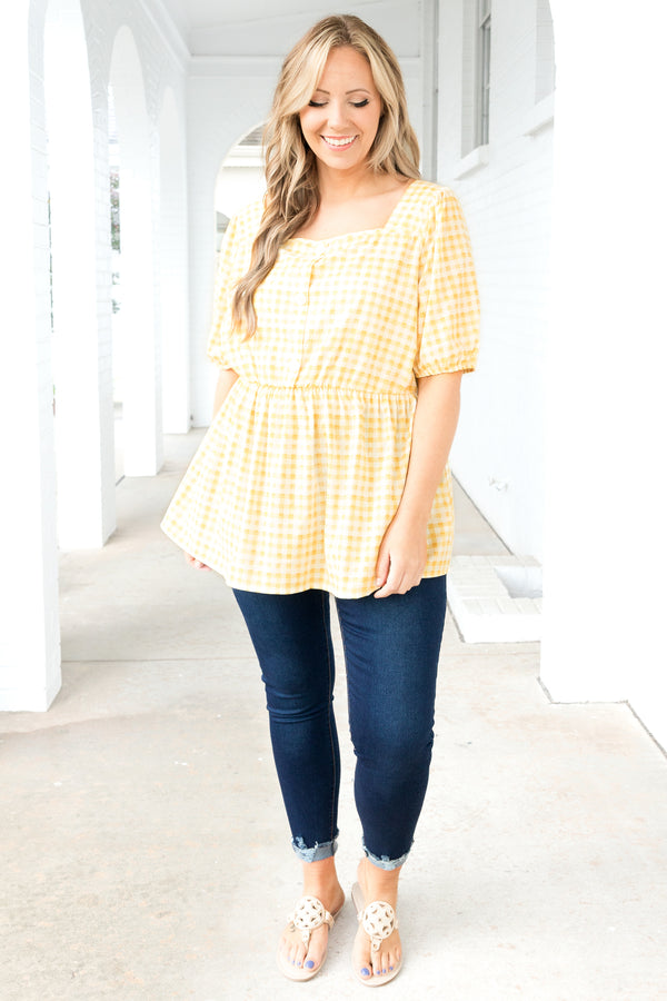 Chic Soul plus size clothing, yellow plaid pattern babydoll style top with bubble sleeves