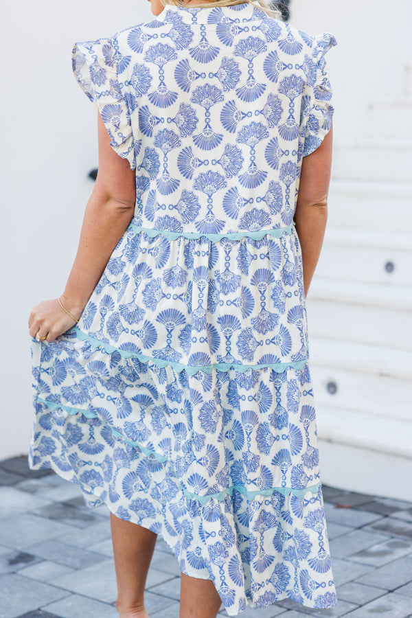Chic Soul plus size clothing, short-flutter-sleeve split-v-neckline blue midi dress with a blue and white fan print and light blue ric rac detailing