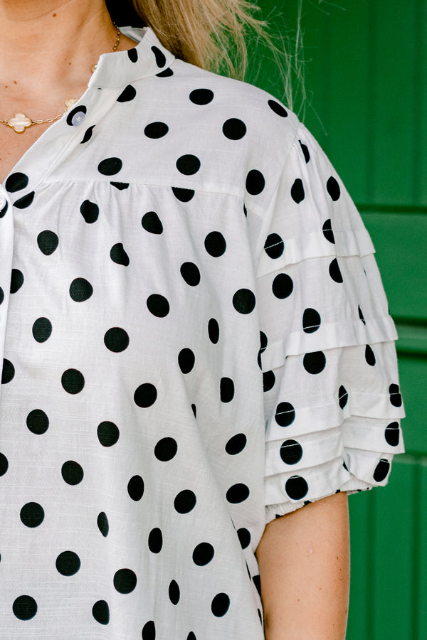 Chic Soul plus size clothing, white button-up short-bubble sleeve blouse with black polka dots