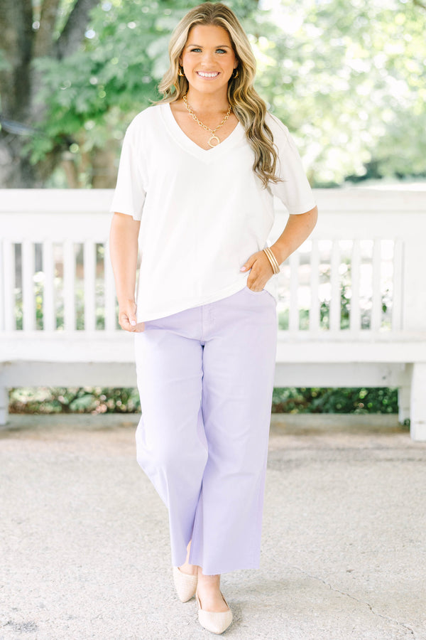 Plus Size white relaxed v-neck short sleeve tee