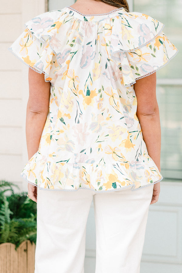 Chic Soul plus size clothing, short-flutter-sleeve yellow top with a split-v-neckline and a yellow floral pattern