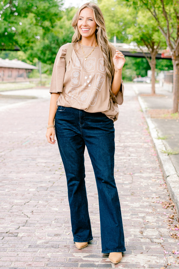 Chic Sou plus size clothing, brown short sleeve graphic tee with a fall floral line design on the center of the shirt 