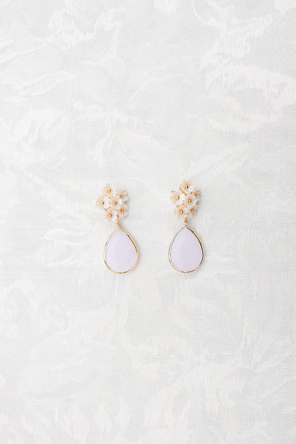 Chic Soul plus size clothing, pearl pear shaped dangle earring with a stud that has pearl and gold small flowers making up the stud 