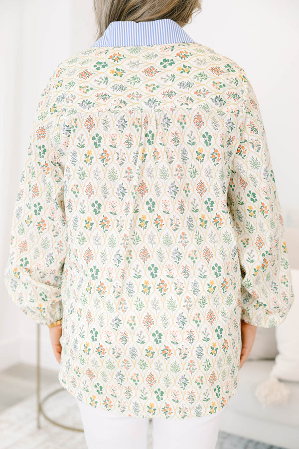Chic Soul plus size clothing, cream colored long-puff sleeve collared button-up pocket top with leafy floral pattern and blue and white striped blocking around collar and buttons