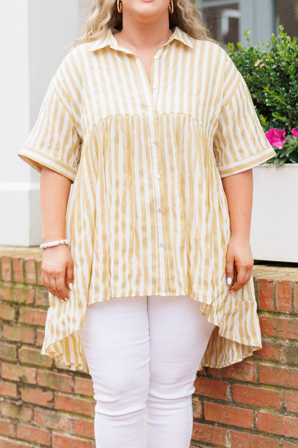 Chic Soul plus size clothing, yellow and white striped flowy babydoll style top with a collar
