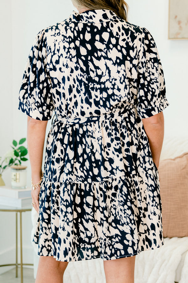 Chic Soul plus size clothing, black short sleeve abstract dotted pattern mini dress with waist tie detail with collar detail