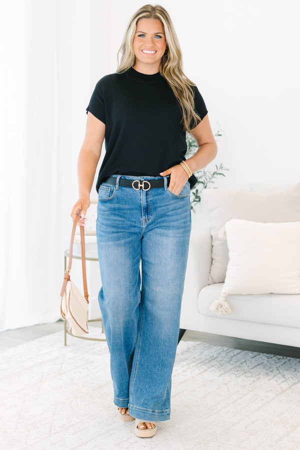 Go-To Classic Sweater, Black