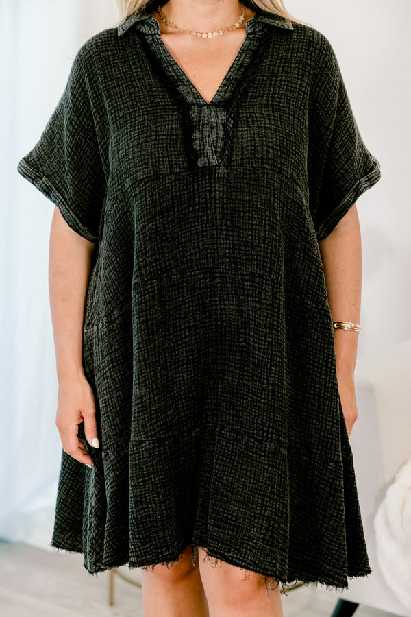 Chic Soul plus size clothing, black distressed casual short sleeve with fringe details on the ends and cuffs on the sleeves 