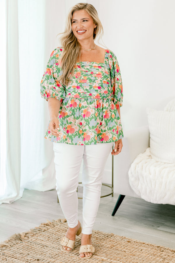 Chic Soul Plus size clothing, green floral top with bubble sleeves and rouching detail across the chest 

