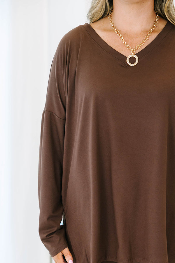 Plus Size chocolate brown lounge set with an oversized long sleeve v-neck top and matching leggings.