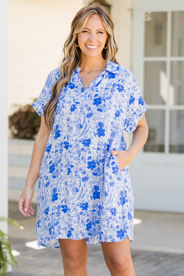 Chic Soul plus size clothing, short sleeve denim blue and white collared dress with floral details and pockets