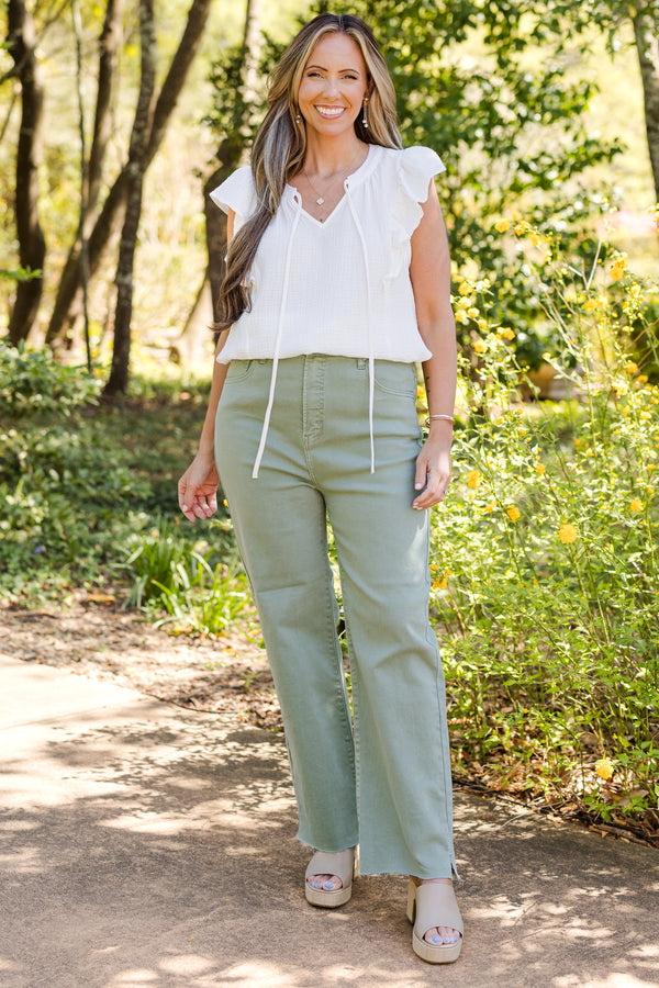 chic soul plus size clothing, Olive solid color jeans with front pockets and a slight frayed look at the bottom of the pant leg