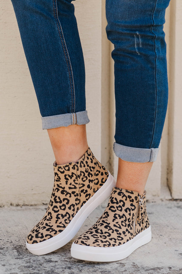 Chic Soul plus size clothing, leopard print ankle boots with zipper on the slide and white sole 