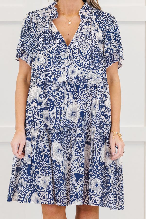 Chic Soul plus size clothing, navy and white paisley patterned flowy dress with a v neck