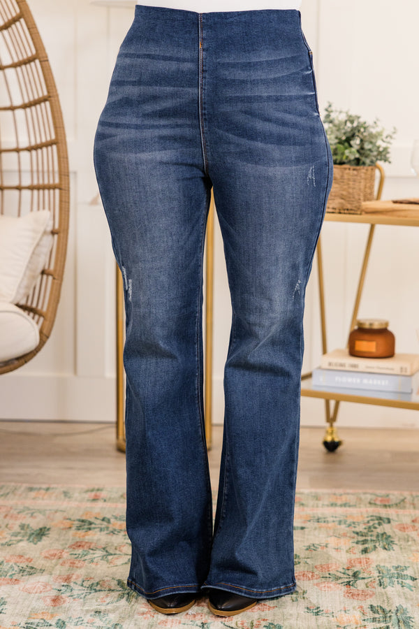 Chic Soul plus size clothing, dark wash denim flare jeans with stretchy waistband with no front pockets 