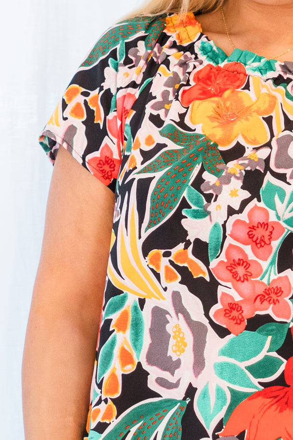 Chic Soul plus size clothing, black combo tropical print short sleeve top with round neckline