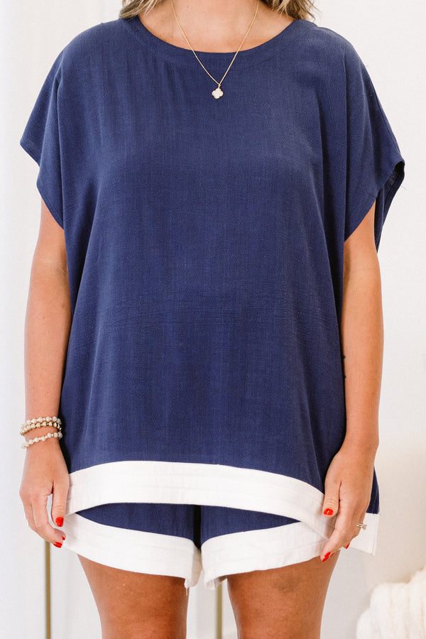 Chic Soul plus size clothing, navy blue casual short sleeve top with solid white band on bottom edge