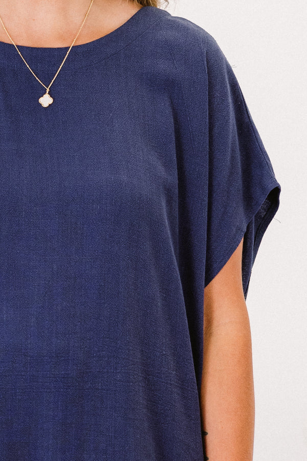 Chic Soul plus size clothing, navy blue casual short sleeve top with solid white band on bottom edge