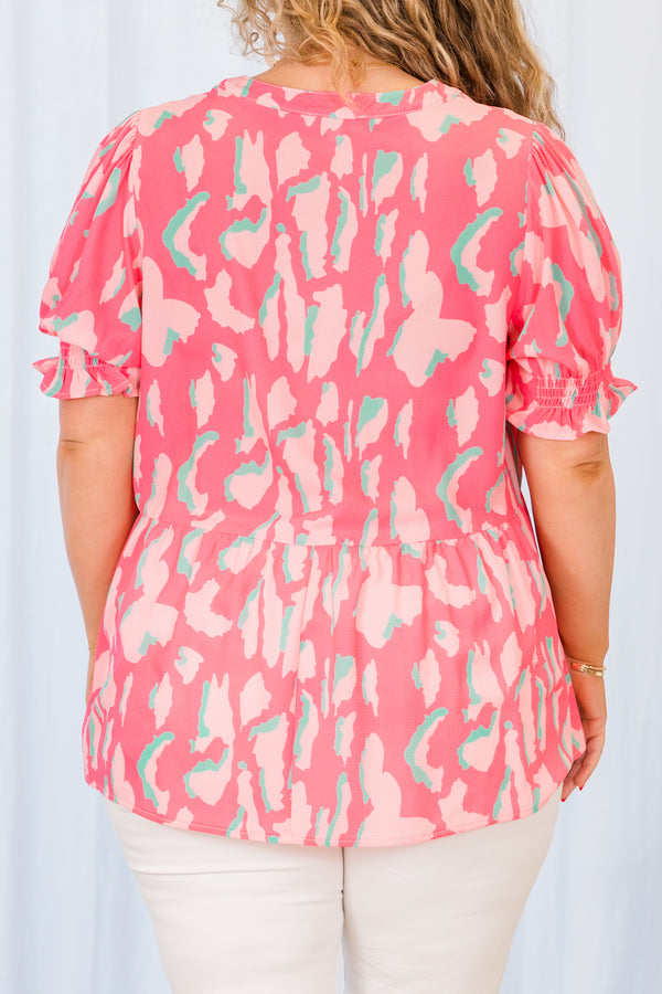 Chic Soul plus size clothing, flamingo printed short sleeve top with cuff puffed sleeves with v neckline and babydoll detail