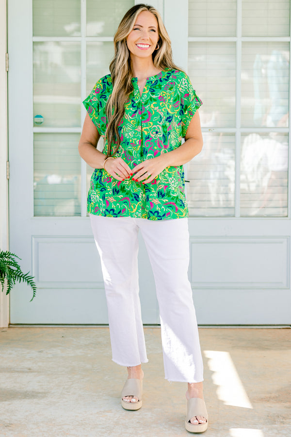 Chic Soul plus size clothing, shamrock green short sleeve casual top with hot pink and navy blue paisley floral pattern and slight v-neck
