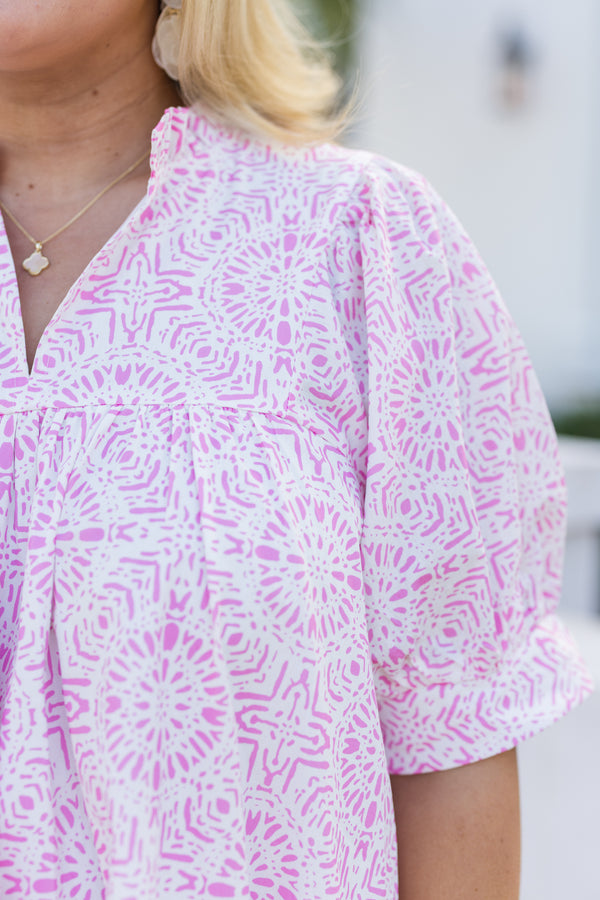 Chic Soul plus size clothing, light pink short dress with short sleeves that has an abstract block pattern throughout 