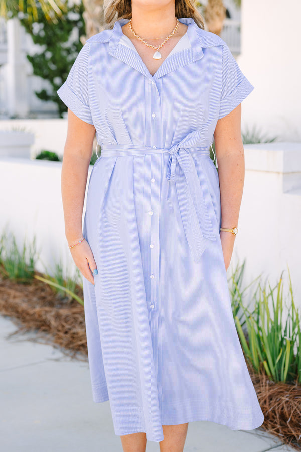 Chic Soul plus size clothing, blue and white striped short sleeve button up collar dress with tie belt at the waist 