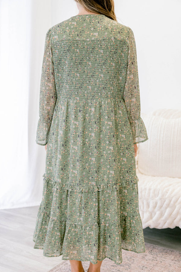 Chic Soul plus size clothing, green floral print long sleeve flowy tiered midi dress