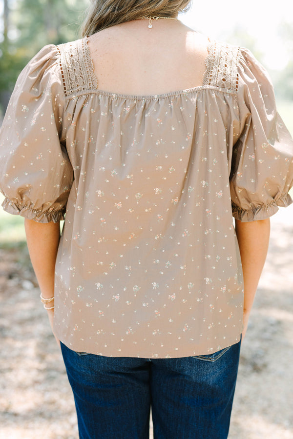 Plus Size brown floral cotton top with lace-trimmed square neckline, tie detail, and puff sleeves.